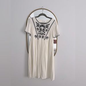 White cotton dress with embroidery- Citrus & Lemon, NWOT
